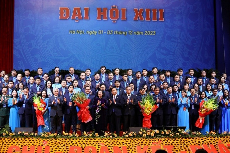Ban Chấp hành Tổng Liên đoàn Lao động Việt Nam khóa XIII ra mắt Đại hội