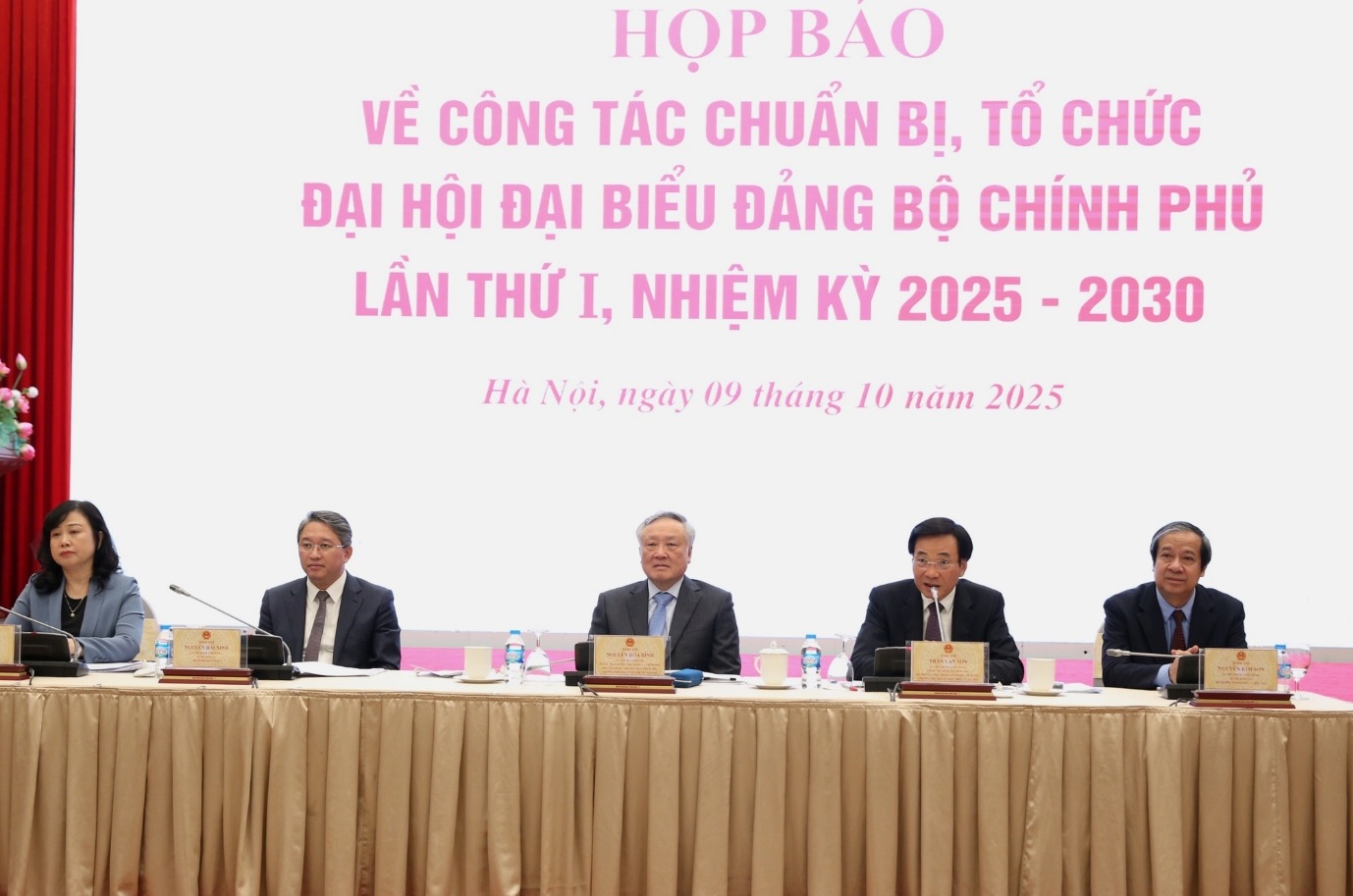 Họp báo về công tác chuẩn bị, tổ chức Đại hội Đại biểu Đảng bộ Chính phủ lần thứ I, nhiệm kỳ 2025-2030