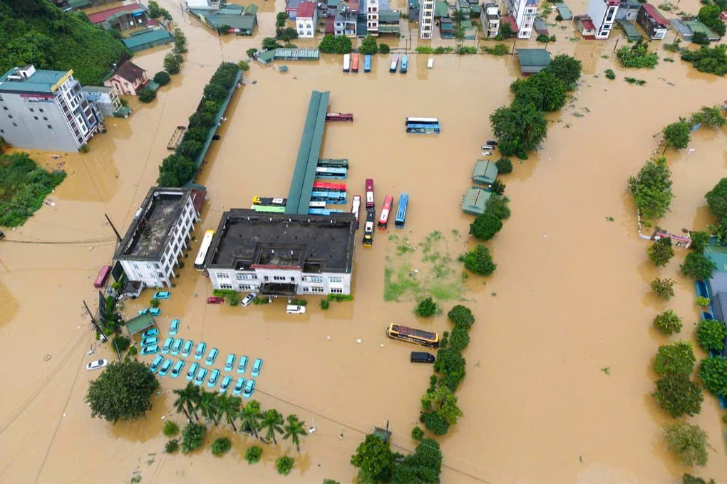 Ngân hàng Nhà nước chỉ đạo triển khai các giải pháp hỗ trợ người dân khắc phục hậu quả của cơn bão số 10