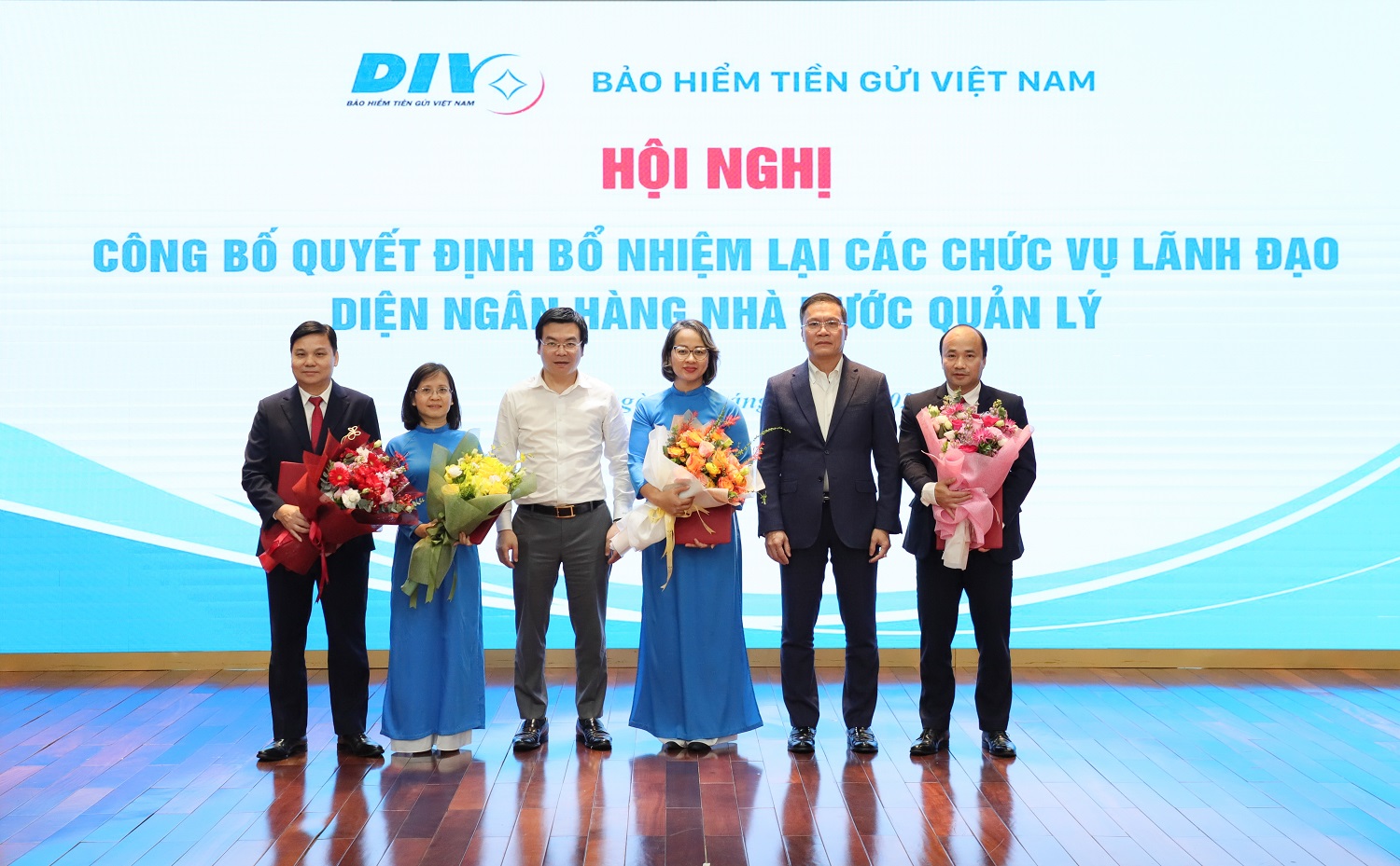 Công bố các Quyết định bổ nhiệm lại các chức vụ lãnh đạo diện Ngân hàng Nhà nước quản lý tại Bảo hiểm tiền gửi Việt Nam
