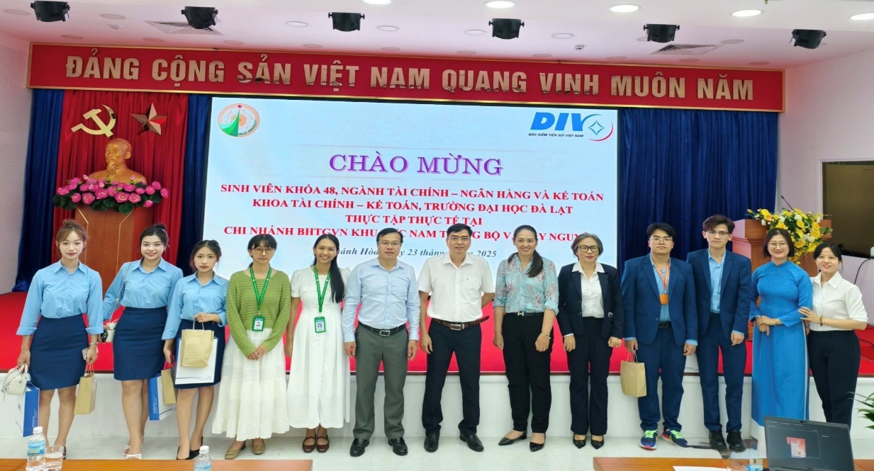 Chi nhánh BHTGVN khu vực Nam Trung Bộ và Tây Nguyên tổ chức chương trình thực tập thực tế kết hợp tuyên truyền chính sách BHTG cho sinh viên Trường Đại học Đà Lạt