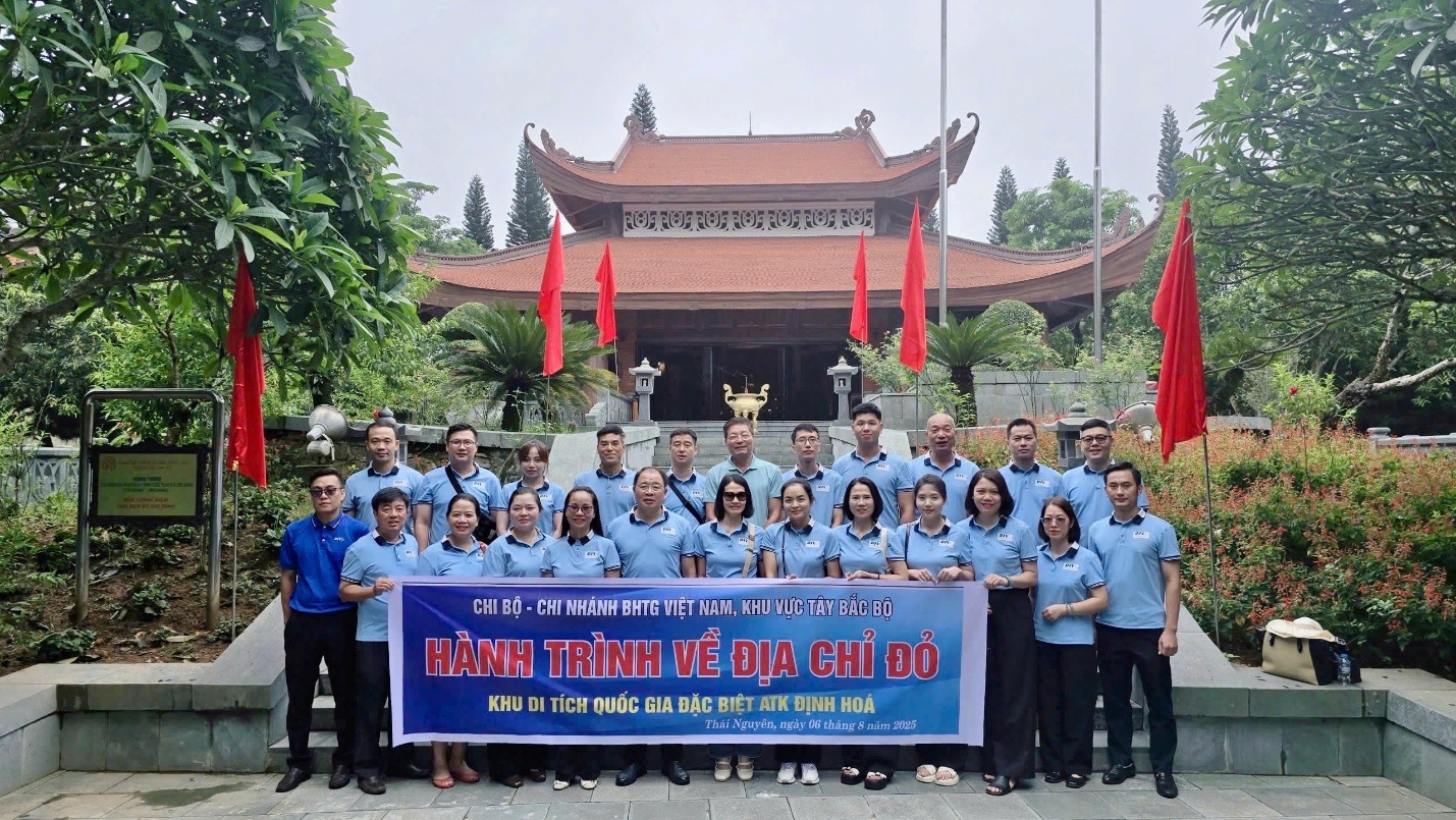 Chi bộ Chi nhánh BHTGVN khu vực Tây Bắc bộ: Hành trình về nguồn tại Khu Di tích lịch sử Quốc gia đặc biệt An toàn khu (ATK) Định Hóa, Thái Nguyên 