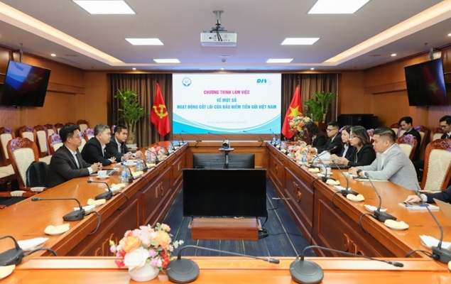 Đoàn công tác Cơ quan bảo vệ tiền gửi Lào thăm và làm việc tại Bảo hiểm tiền gửi Việt Nam