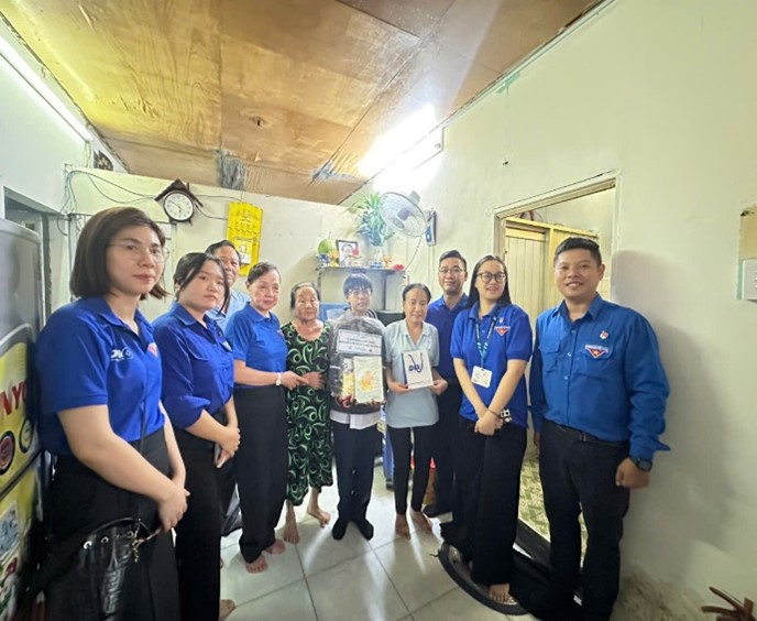 Chi nhánh BHTGVN tại TP. Hồ Chí Minh tổ chức hoạt động an sinh xã hội nhân kỷ niệm Ngày thành lập Đoàn