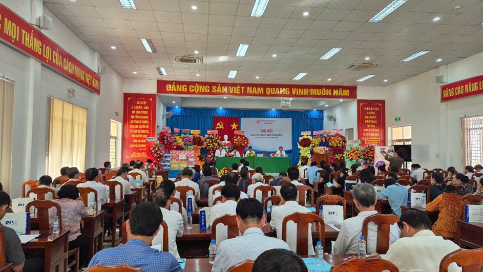 Chi nhánh BHTGVN khu vực Đồng bằng Sông Cửu Long phối hợp truyền thông Luật Bảo hiềm tiền gửi tại Đại hội thành viên QTDND