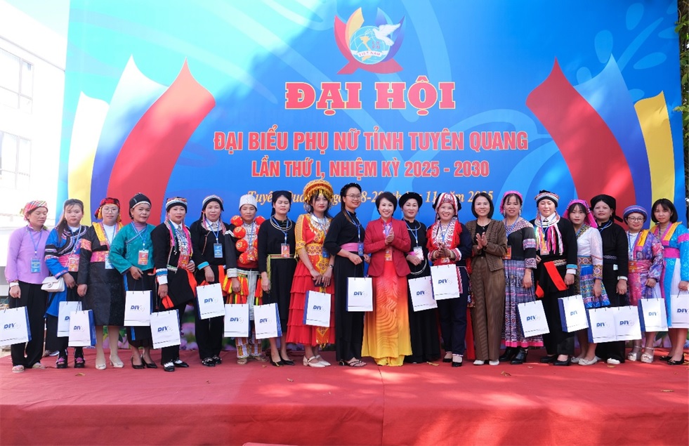 Cán bộ, đảng viên Chi nhánh Bảo hiểm tiền gửi Việt Nam khu vực Tây Bắc Bộ - “Đại sứ văn hoá” lan tỏa niềm tin trong thời đại số