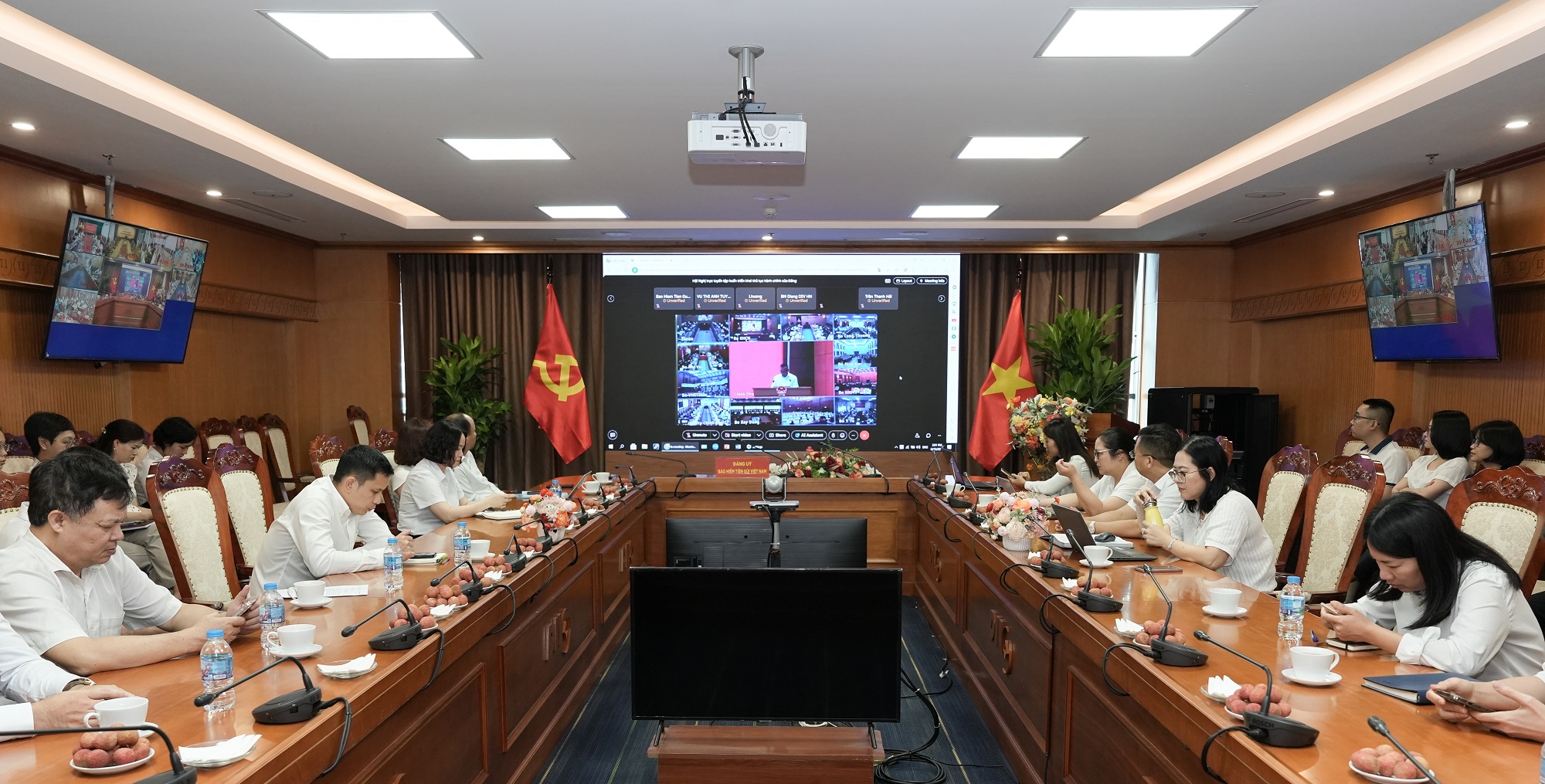 Đảng bộ Bảo hiểm tiền gửi Việt Nam tham gia Hội nghị tập huấn triển khai thủ tục hành chính của Đảng trên môi trường điện tử