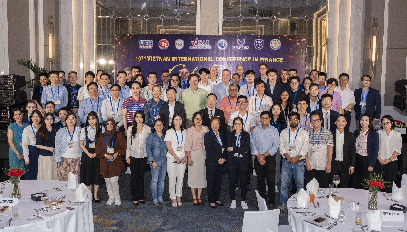 Bảo hiểm tiền gửi Việt Nam tham dự hội thảo quốc tế về tài chính Việt Nam năm 2026