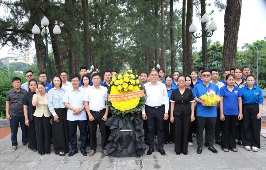 Chi nhánh Bảo hiểm tiền gửi Việt Nam khu vực Tây Bắc Bộ: Tri ân các anh hùng liệt sĩ và lan tỏa những “câu chuyện thời hoa lửa”