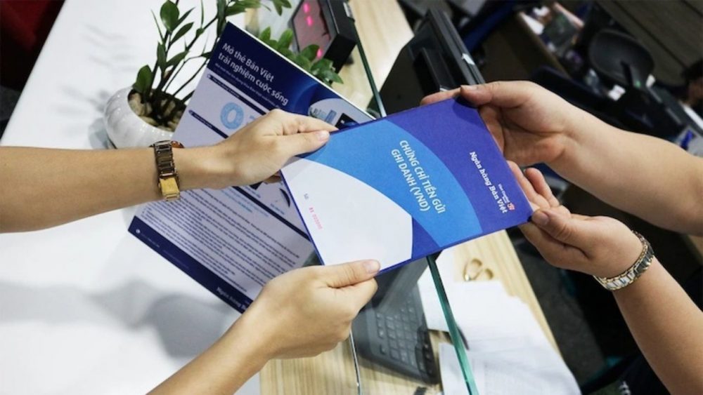 Tiền gửi dân cư tiếp tục tăng