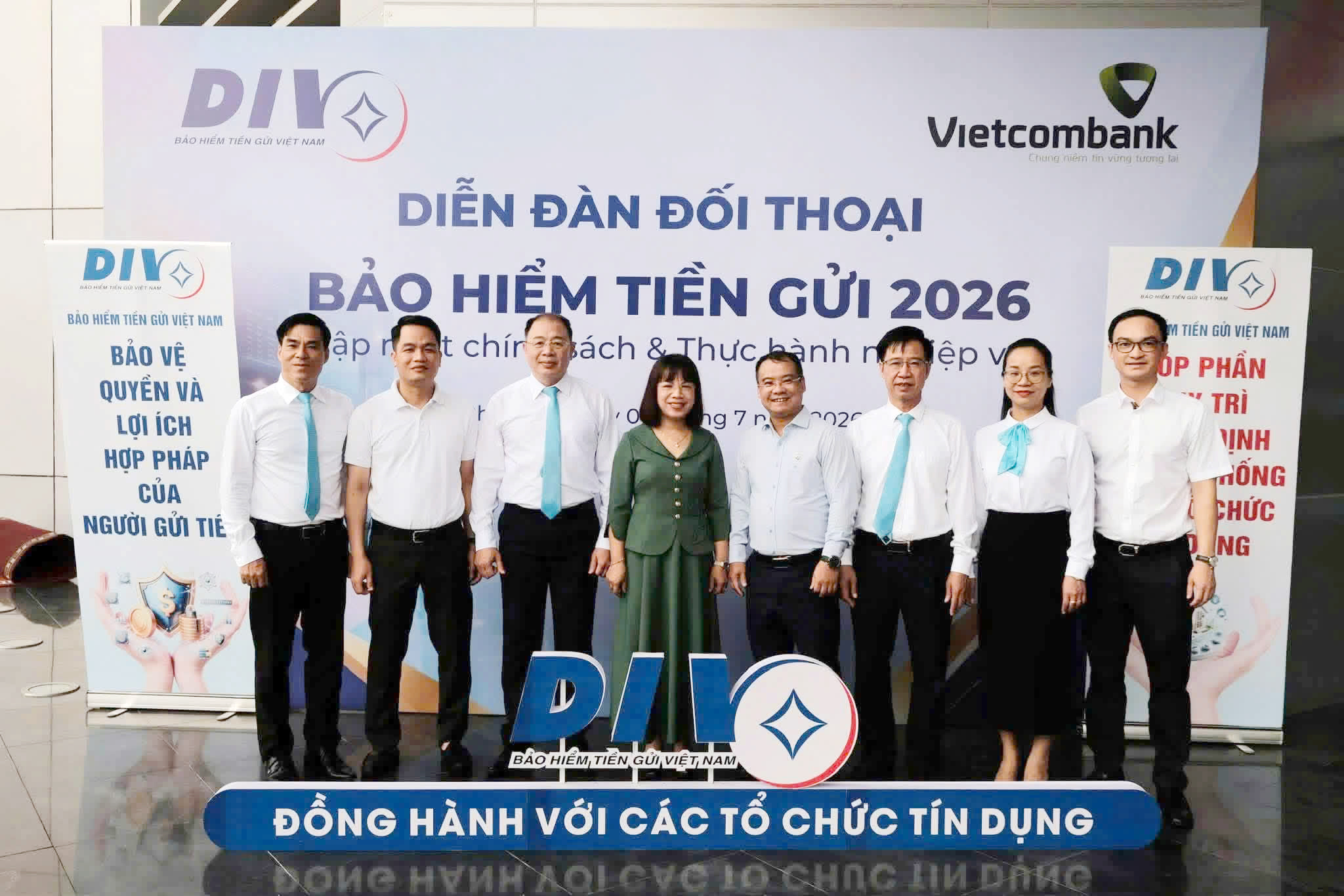 Quyền và nghĩa vụ của tổ chức tham gia bảo hiểm tiền gửi theo Luật Bảo hiểm tiền gửi năm 2025